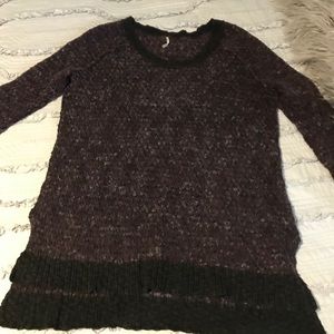 Comfy free people sweater! Worn twice!